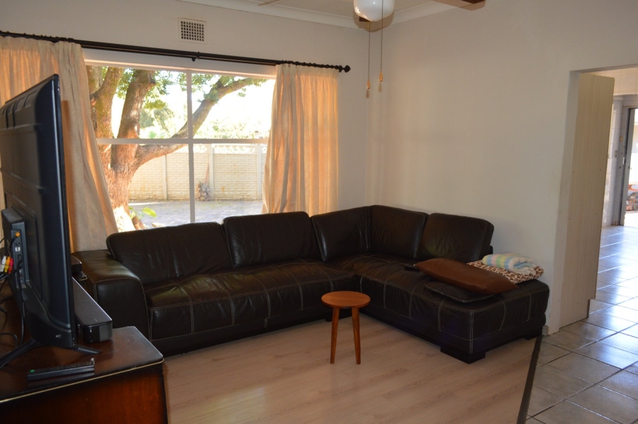 4 Bedroom Property for Sale in Wilkoppies North West